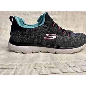 Skechers Memory Foam Athletic Sneakers Women’s 7.5 Black Gray Knit Pink Accents